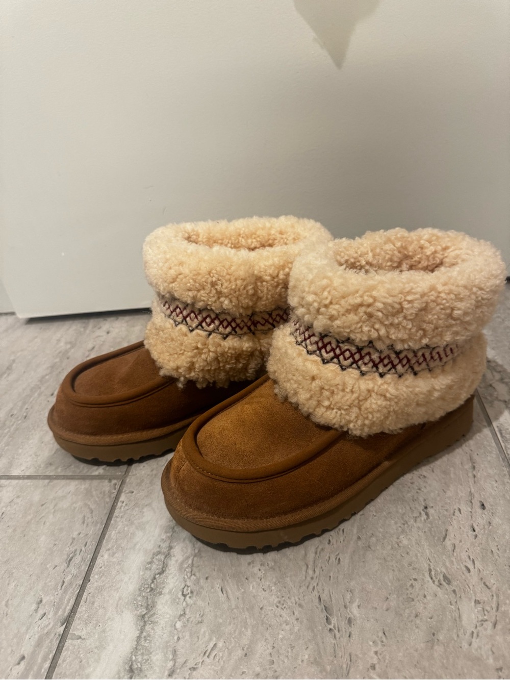 UGG Women’s Braid Chestnut Sheepskin boots